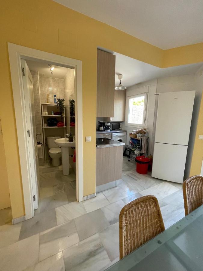 Hochwertiges Haus In Wunderschoener Golf Anlage Am Meer Рота Екстериор снимка